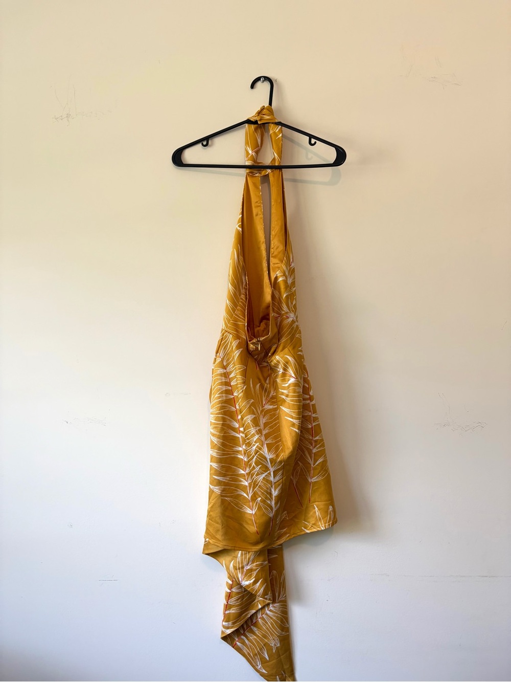 Camila Coelho Antonia Mini Dress in Gold Tropical - Picture 10 of 12